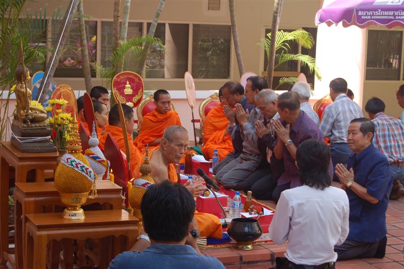 ../Picture/2552/DSC_0111 (Medium).JPG